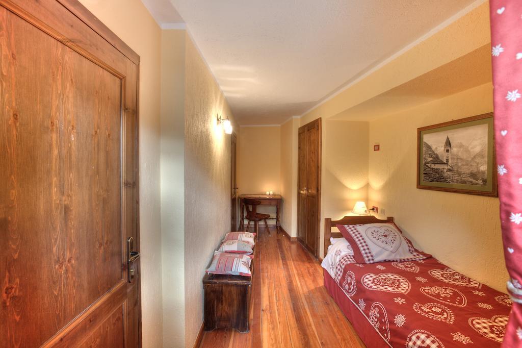 Residence Cav Emile Rey Courmayeur Room photo